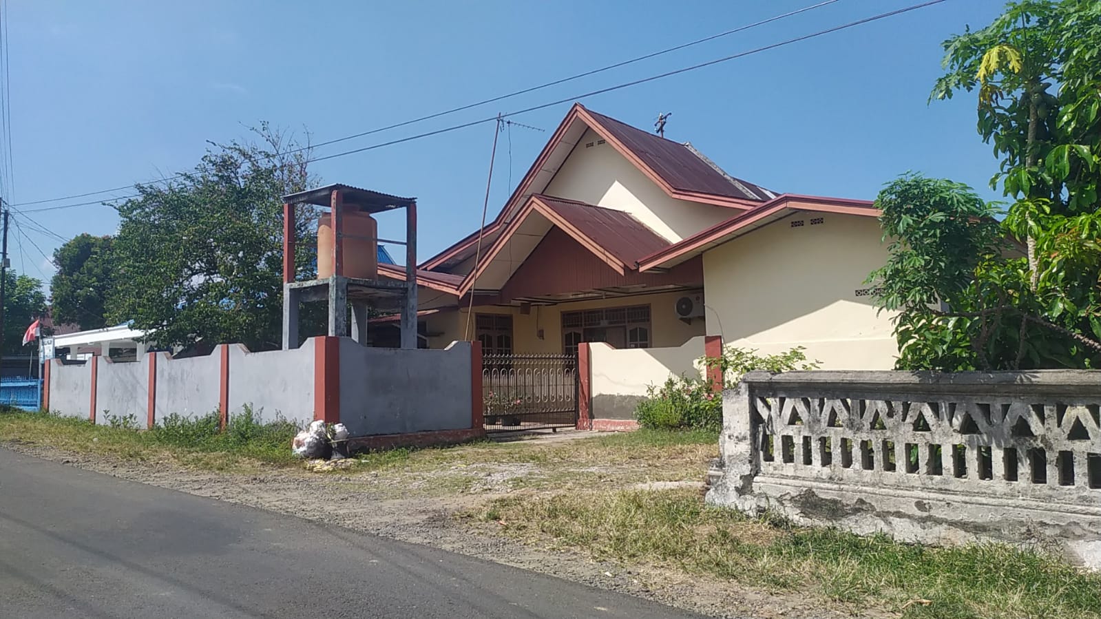 Rumah Seorang Pensiunan Guru di Bengkulu Dibobol Maling, Pelaku Angkut Kulkas 2 Pintu dan Bawa BKPB Motor