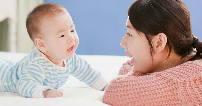 Cooing: Tahap Awal Bicara kepada Bayi