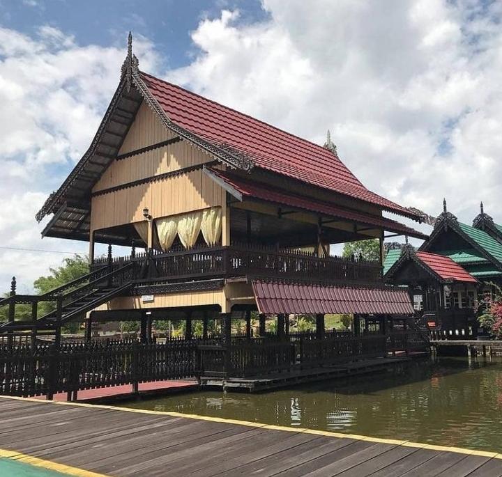 Rumah Adat Baloy, Destinasi Wisata Ikonik Khas Kalimantan Utara