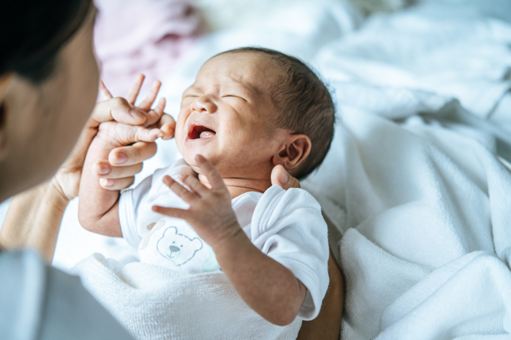 Kulit Bayi Mengelupas, Yuk Ketahui Cara Mengatasinya dengan Efektif
