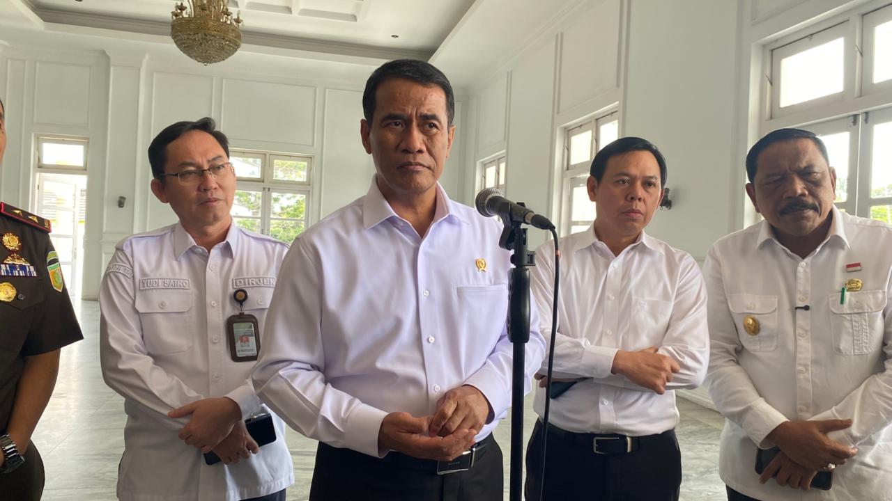 Mentan Targetkan Hilirisasi Kelapa dan Kopi Untuk Perkuat Kemandirian Pangan di Bengkulu