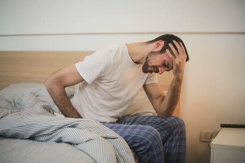 Simak 5 Cara Alami dan Sederhana Menghilangkan Pusing Saat Bangun Tidur