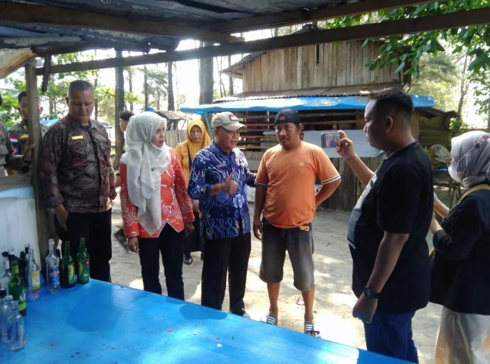 Pemkot Bengkulu Takkan Toleransi Lagi Pedagang Kedapatan Jual Miras di Pantai Panjang