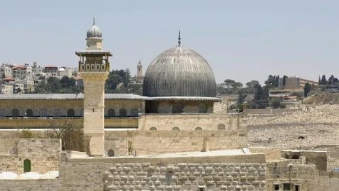 Masjid Al-Aqsa Tempat Pemakaman Para Nabi!