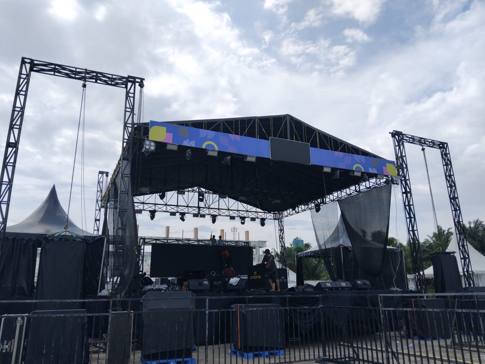 H-1, NDX AKA Siap Guncang Panggung HUT Rakyat Bengkulu ke-24 di Sport Center
