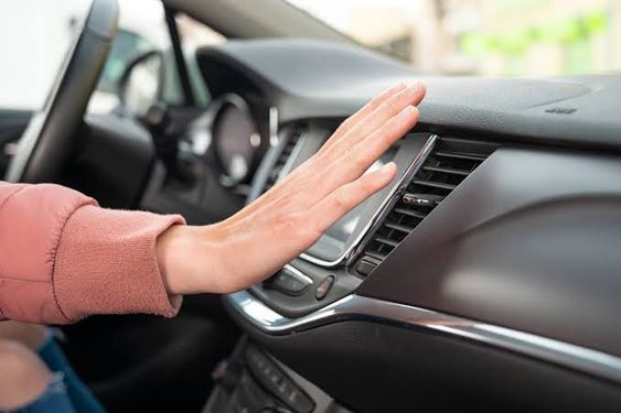 7 Cara Mengurangi Panas pada Kabin Mobil agar Lebih Adem 
