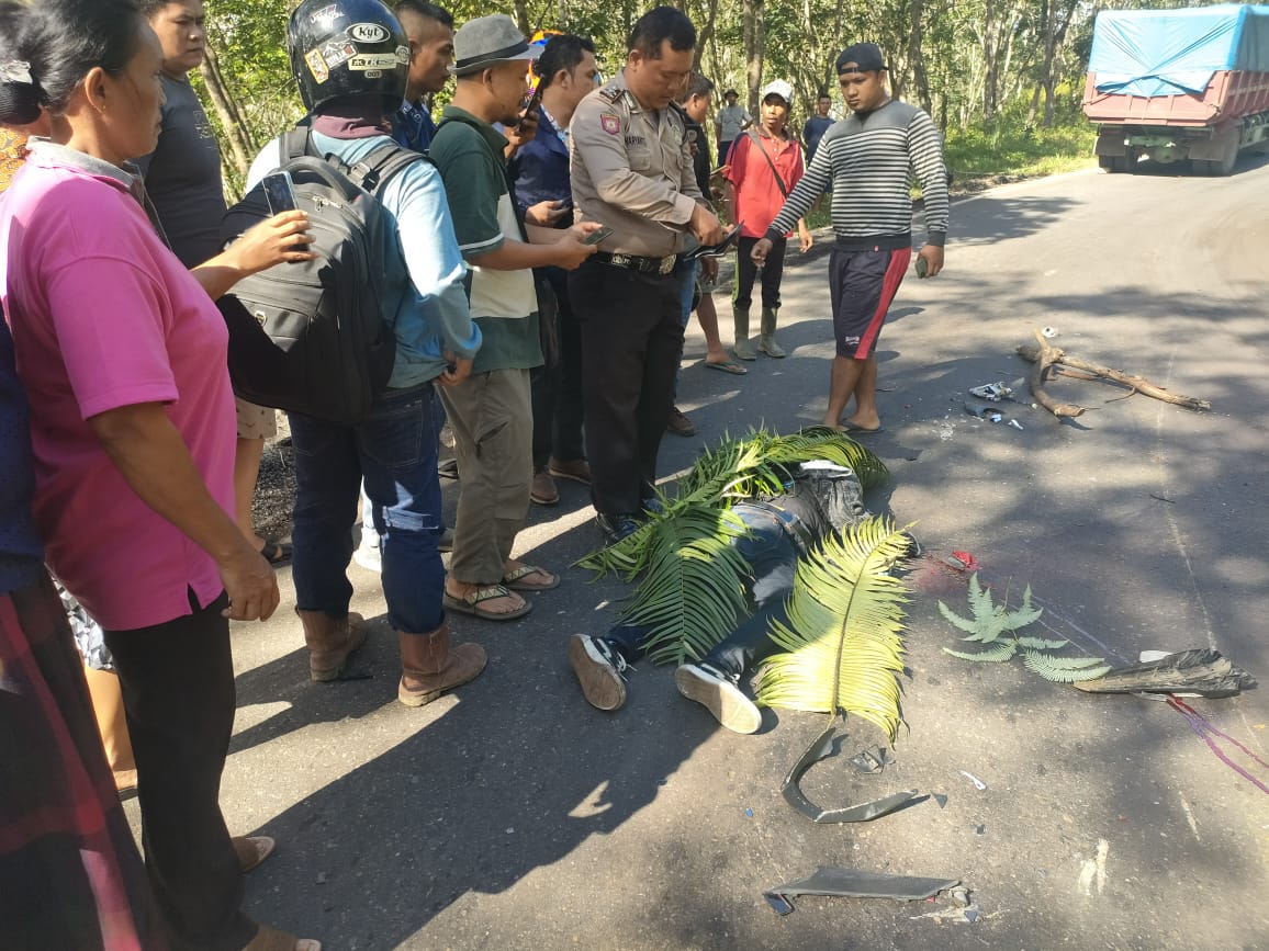 Usai Terjatuh Lindas Ceceran Batubara, Pelajar Tewas Disambar Truk