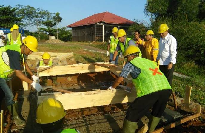 Kerjakan Proyek Pemerintah, Tukang Harus Punya Sertifikat Kompetensi