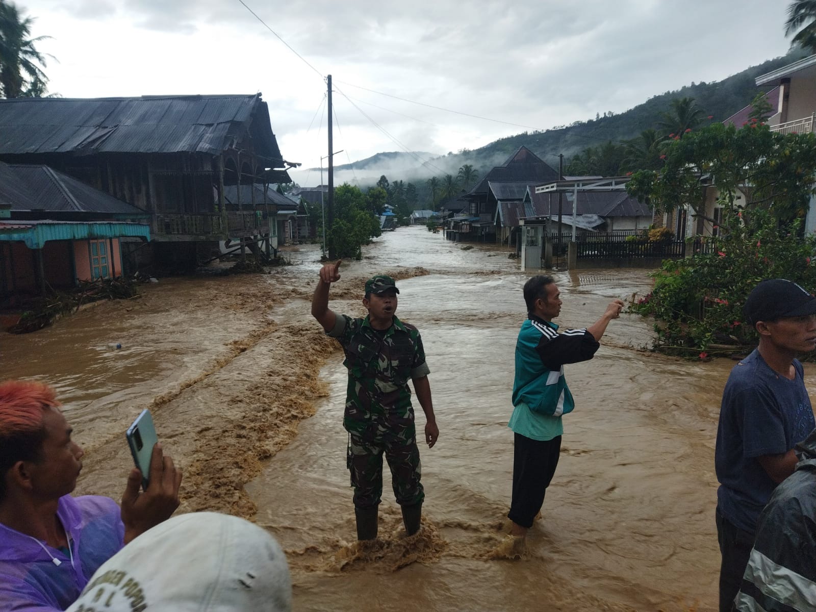 Pemprov Bengkulu Turunkan Tim Tangani Banjir Lebong 