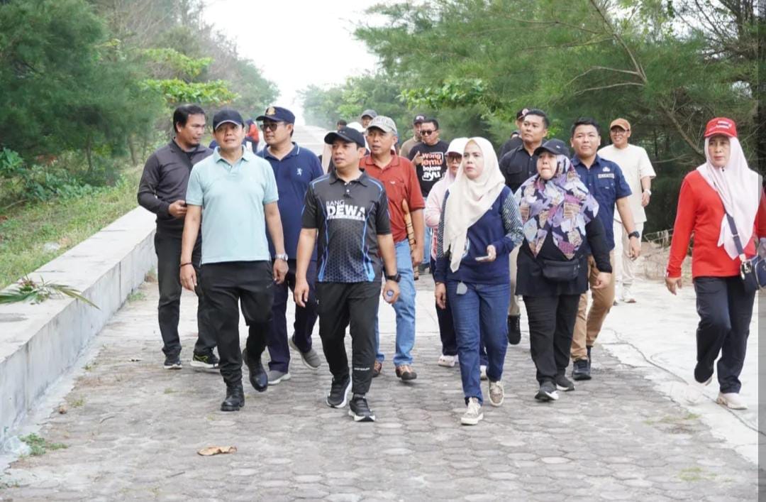 Dispar Kota Bengkulu Mulai Gerakan Sadar Sampah, Siapkan Bak Sampah Baru di Kawasan Wisata