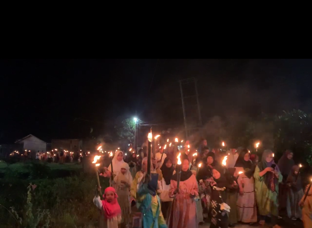 Masyarakat di Kelurahan Bentiring Sambut Ramadhan Dengan Pawai Obor Dan Tablig Akbar 