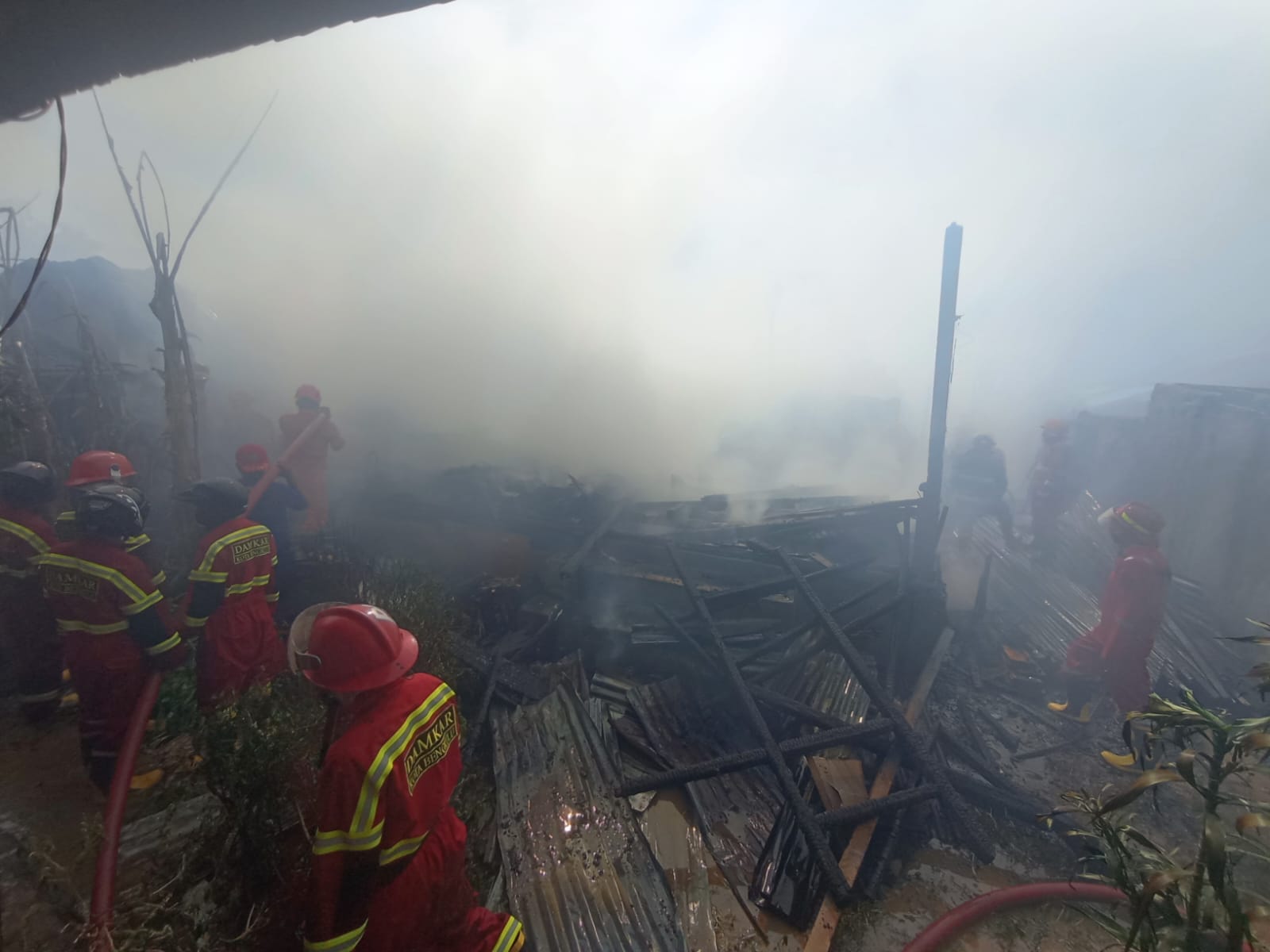 2 Unit Rumah dan 3 Motor di Kota Bengkulu Hangus Terbakar