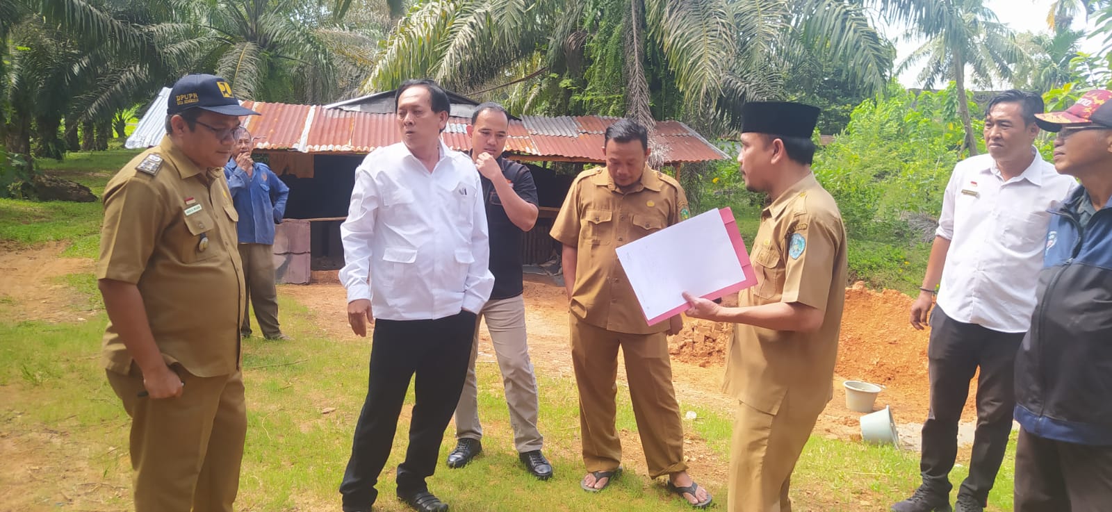 DPRD Kota Bengkulu Sidak Jalan Lingkungan yang Belum Tersentuh Pembangunan