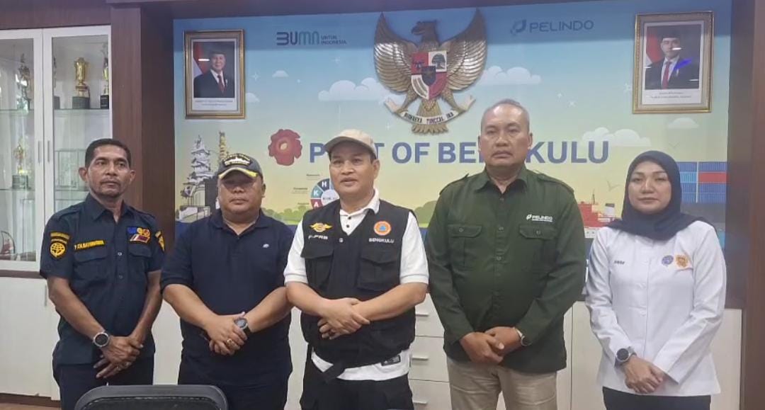 Pemprov Bengkulu Tinjau Pengerukan Alur Pelabuhan Pulau Baai, Targetkan Selesai Lebih Cepat
