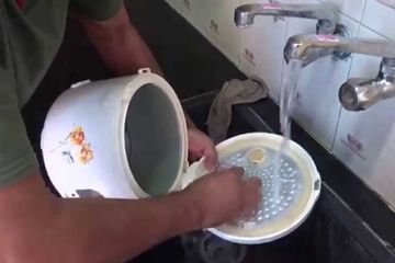Cara Bersihkan Rice Cooker dengan Kerak Nasi Membandel