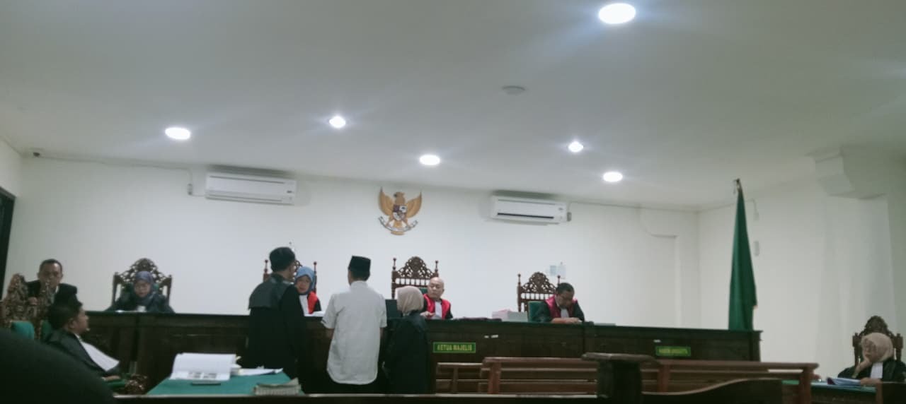 Korupsi Dana Desa Rp 500 Juta, Mantan Kades Air Kati Dituntut Jaksa 5 Tahun 6 Bulan Penjara