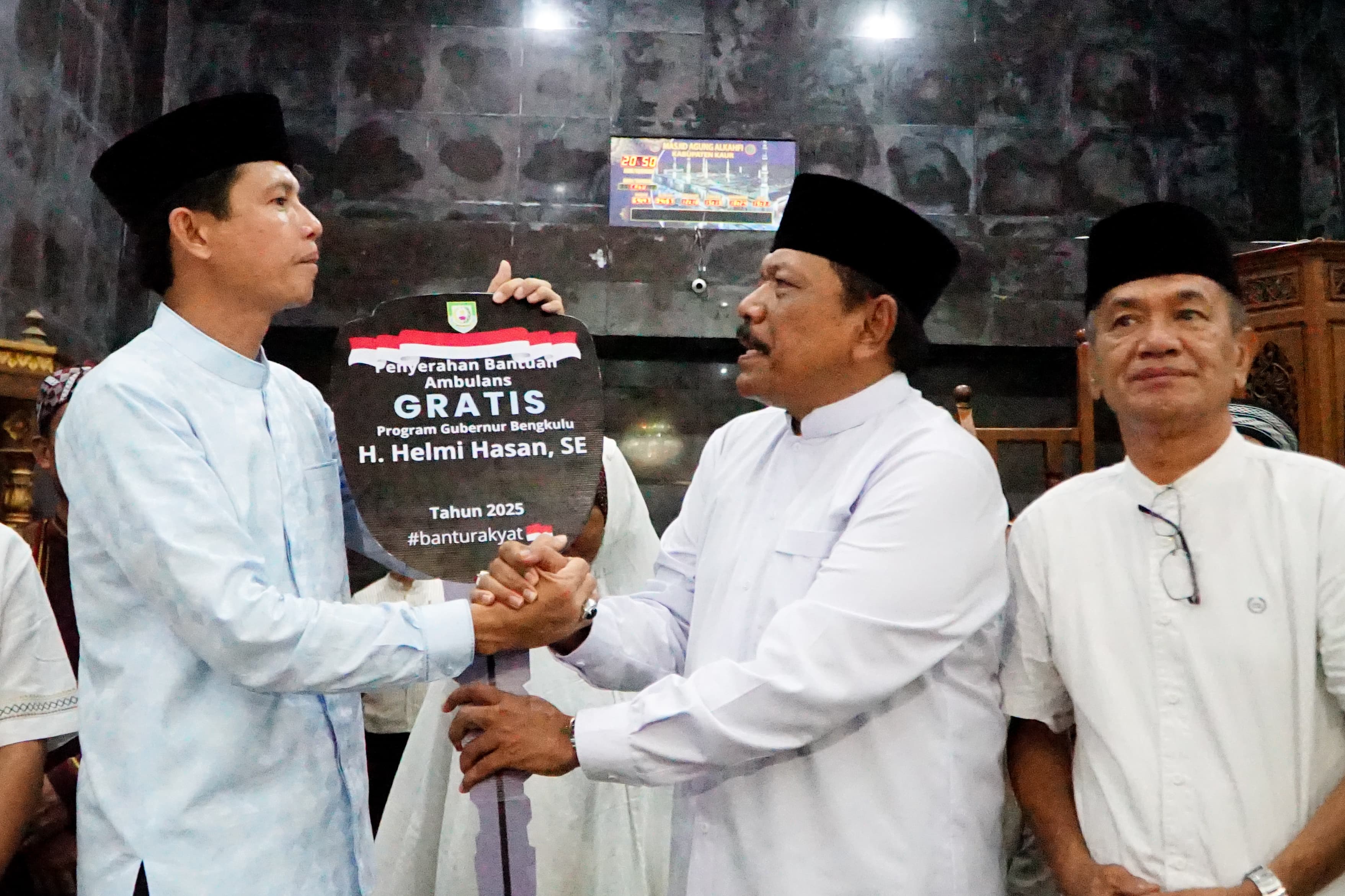 Seluma, Benteng dan Kaur Terima Ambulans Gratis Dari Pemprov Bengkulu 