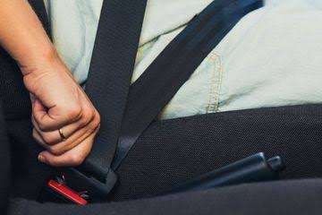 Seat Belt Atau Sabuk Pengaman Mobil Bermasalah, Coba Lakukan Hal Ini