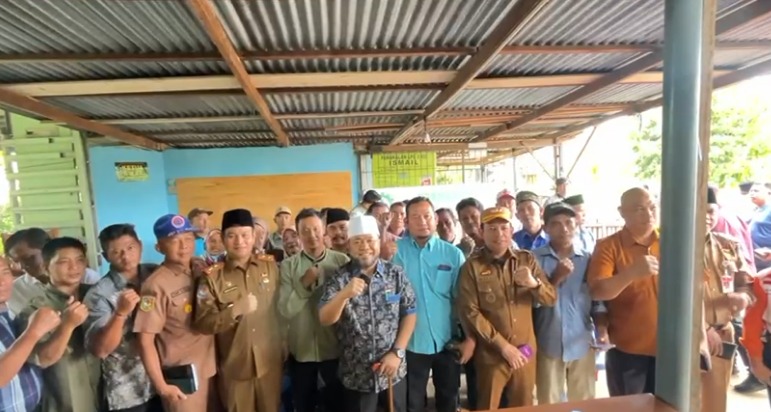 Gubernur Bengkulu Tinjau Warga Terdampak Gempa, Wali Kota Terbang ke Jakarta Besok untuk Pastikan Bantuan Cair