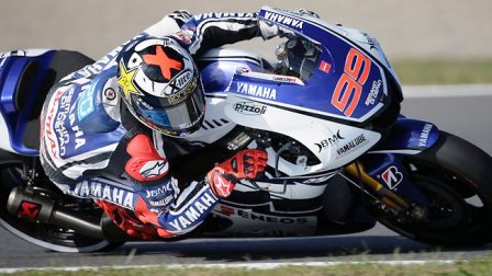 Jorge Lorenzo Tidak Pakai Nomor 1