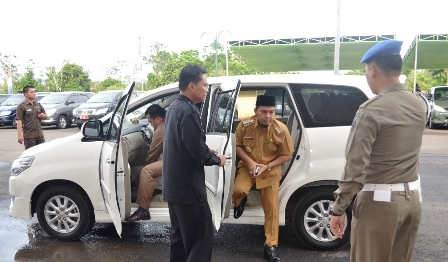 Walikota Pilih Gunakan Mobnas Innova