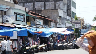 Pembongkaran Bangunan Molor