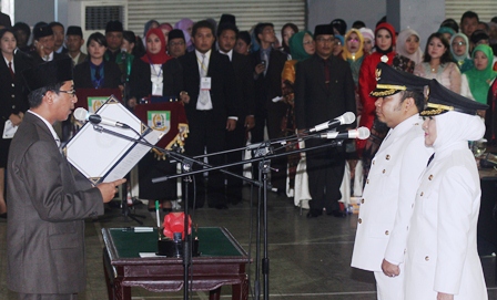 Masalah Berat Menanti Helmi-Linda