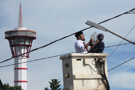 Lampu Jalan Pakai Tenaga Surya