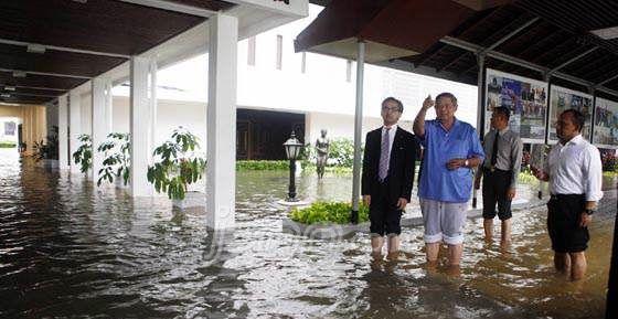 SBY: Ini Banjir Terbesar di Jakarta