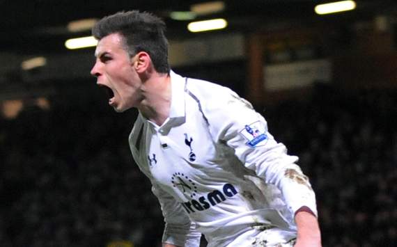 Gareth Bale Selamatkan Tottenham
