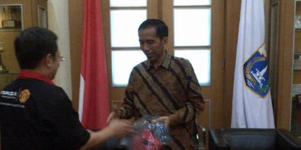 Jokowi Dukung Kehadiran MU ke Jakarta
