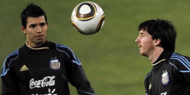 Aguero: Messi akan Kalahkan Ronaldo