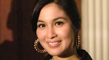 Dilangkahi Adik, Sandra Dewi Minta Berlian