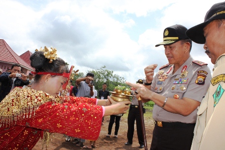 Kapolda Datang, Rampok Beraksi