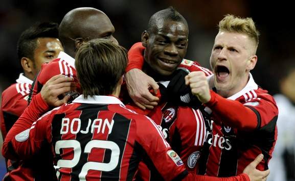 Balotelli Borong Gol, Milan Tumpas Udinese 2-1