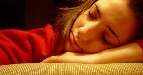 Kurang Tidur Ternyata Pengaruhi Prestasi Sekolah
