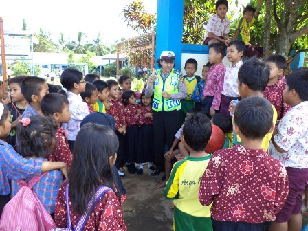 Polisi Sahabat Anak