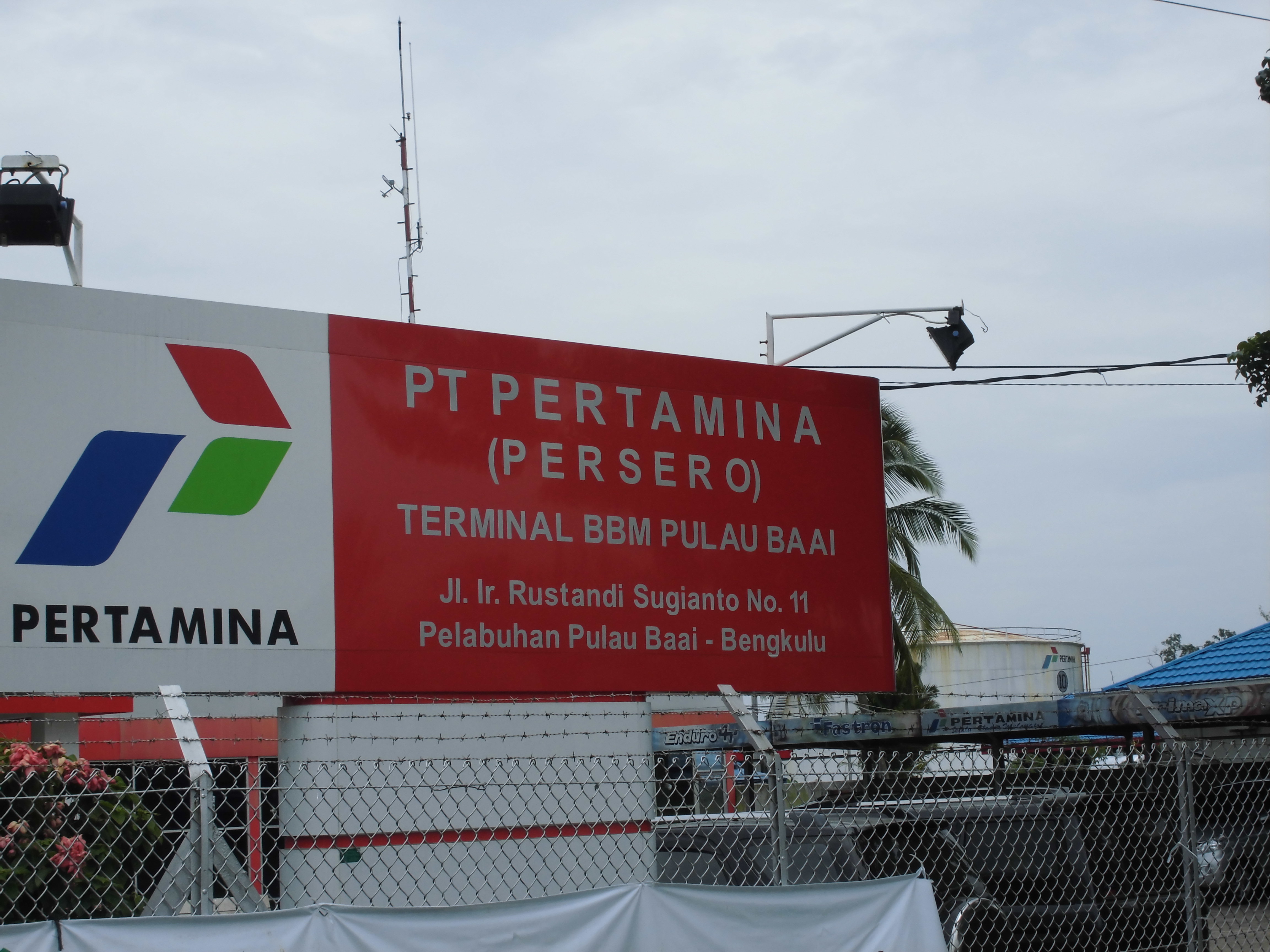 Permen Belum Berlaku, Pertamina Kurangi 50% Pasokan Solar ke SPBU