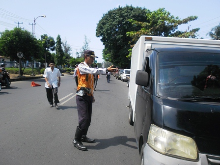 Puluhan Angkutan Terjaring