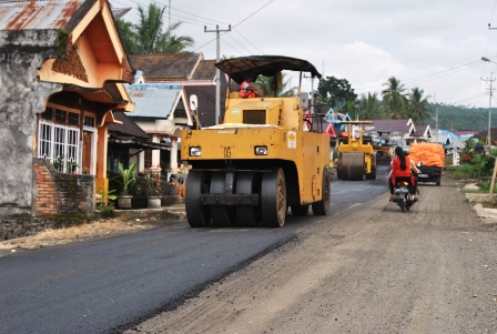 Jalan Curup-LLG Diperbaiki