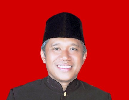 Bupati Sakit, Pejabat Keluyuran