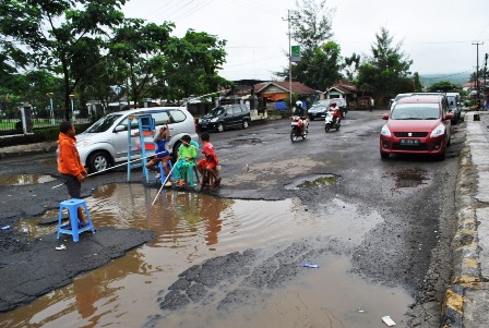 PU Kabupaten Turun Tangan