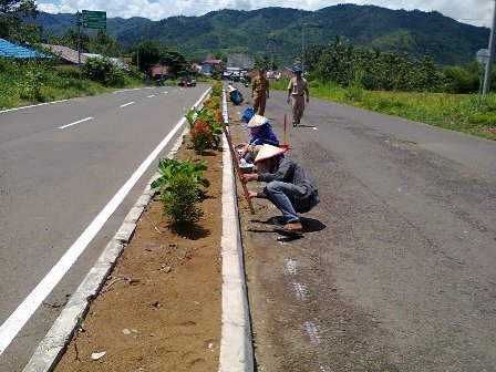 Lebong Bersolek