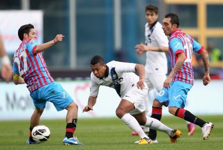 Comeback, Inter Kalahkan Catania 3-2