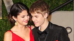 Justin Bieber Didesak Pacaran Dengan Selena Gomez Lagi