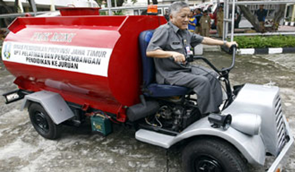 Siswa SMK Ciptakan Mobil PMK Mini