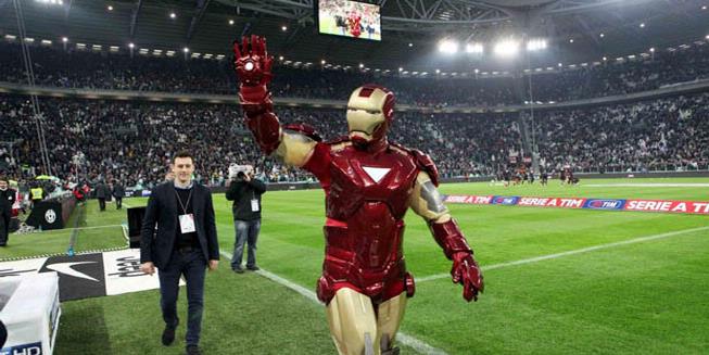 “Iron Man” Gegerkan Markas Juventus