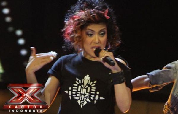 Skycraper dari Novita Kembali Rampok Panggung X Factor