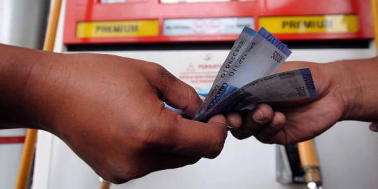 Pilih Premix Rp 7.000 atau Bensin Naik Jadi Rp 6.000?