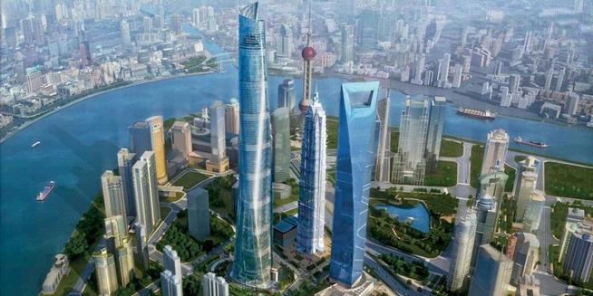 Shanghai Tower “Mencakar” Angkasa